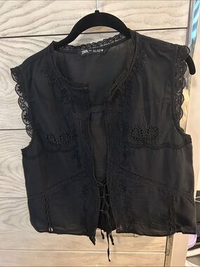 ZARA Black Lace-Trim Embroidered Sleeveless Camisole